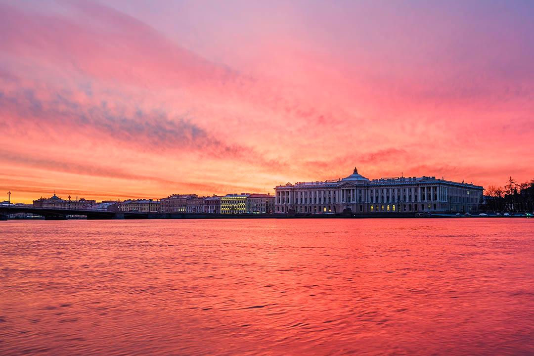 Sankt Peterburg vaatamisväärsused ja linn