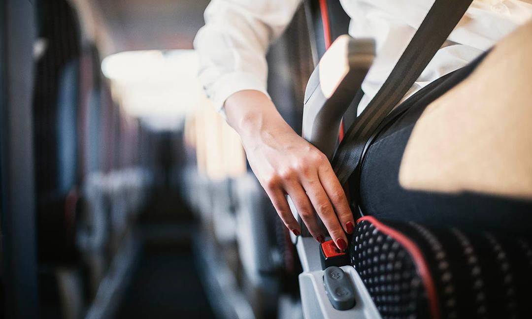 Wszystkie fotele w autobusach Lux Express posiadają pasy bezpieczeństwa
